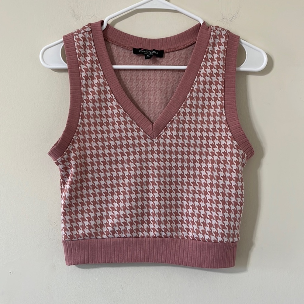Mixed Threads Pink White Houndstooth Ribbed Detail Sweater Vest Size Medium
